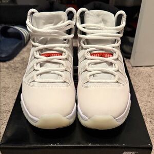 Jordan 11 Retro Platinum Tint